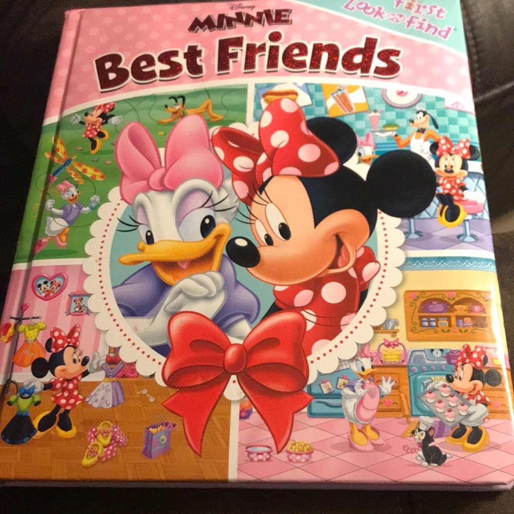 Disney Minnie best friends book